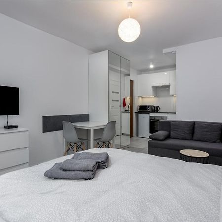 Appartement Andersena Modern A - 10 Min Cmkp - 5 Min Metro - 15 Min Center à Varsovie Extérieur photo
